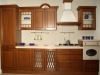 Cucina classica in noce color marrone